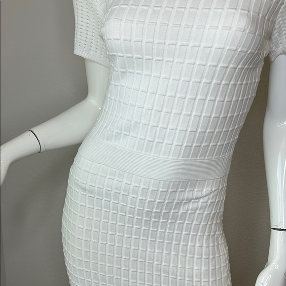 ST.JOHN  White Ribbed Ruffled Midi Dress - Picture 4 of 16